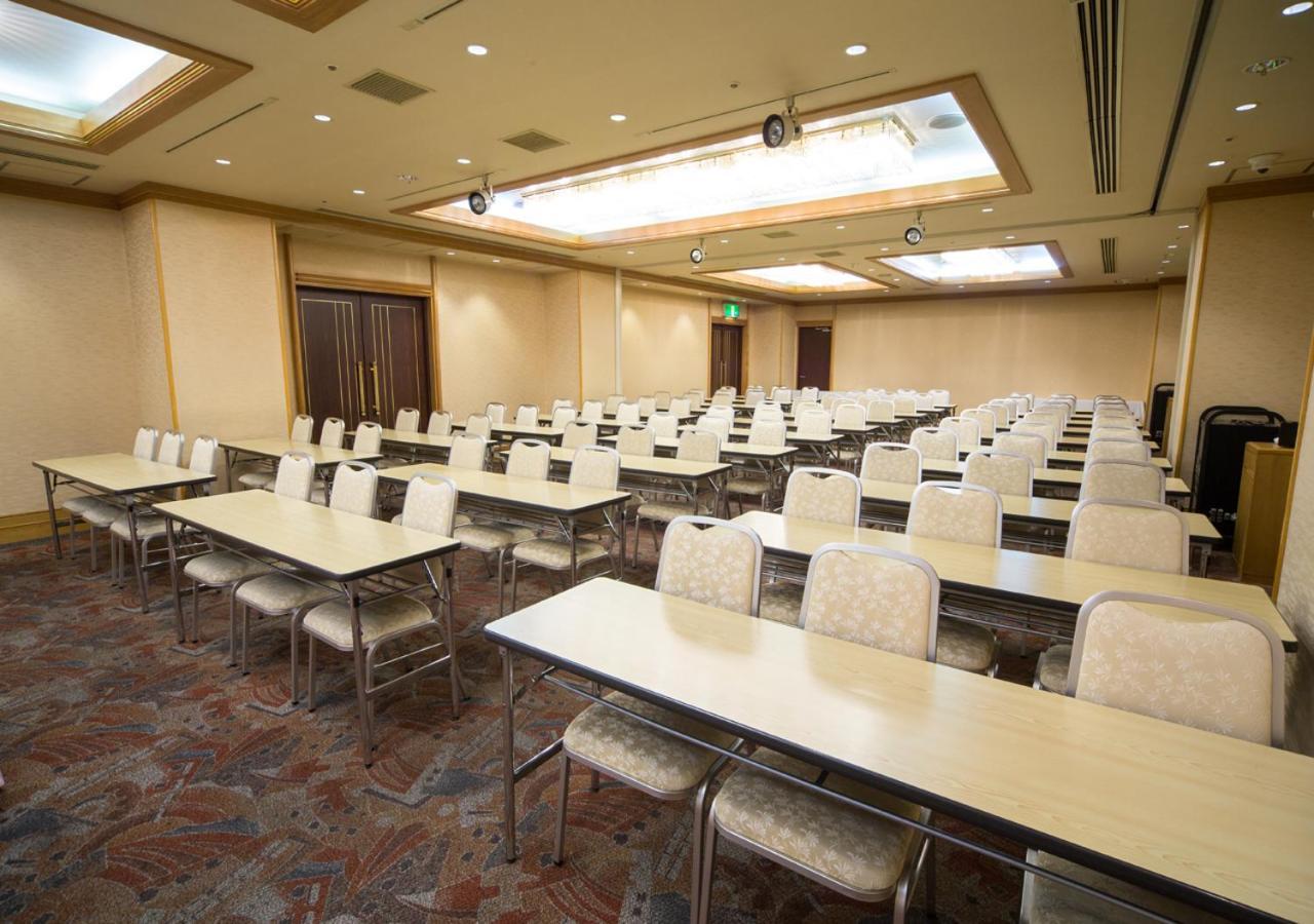 Hotel Claiton Esaka Suita Ngoại thất bức ảnh